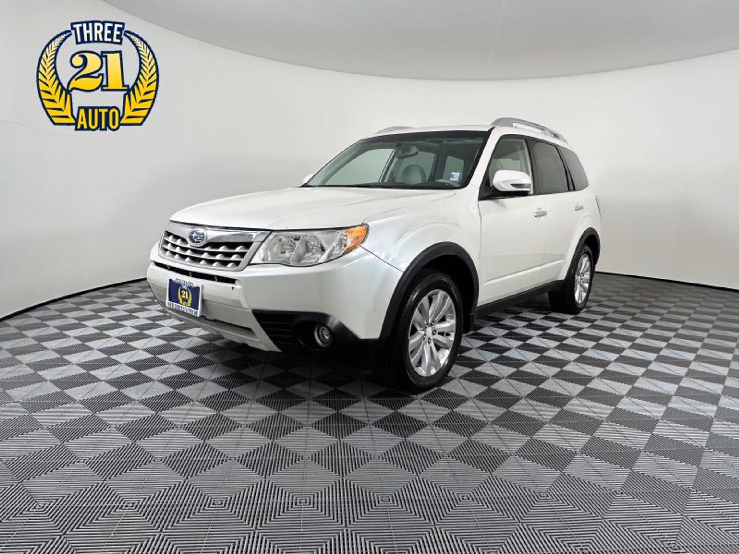 2011 Subaru Forester 2.5X Touring Crossover Image 1