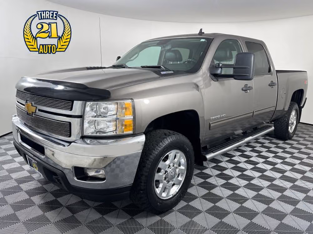 2014 Chevrolet Silverado 3500HD LT Pickup 4D 6 1/2 ft Crew Cab Image 1