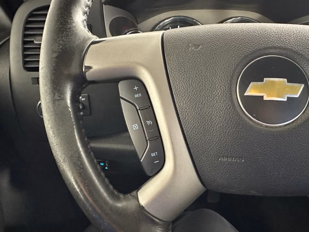 2014 Chevrolet Silverado 3500HD LT Pickup 4D 6 1/2 ft Crew Cab Image 38