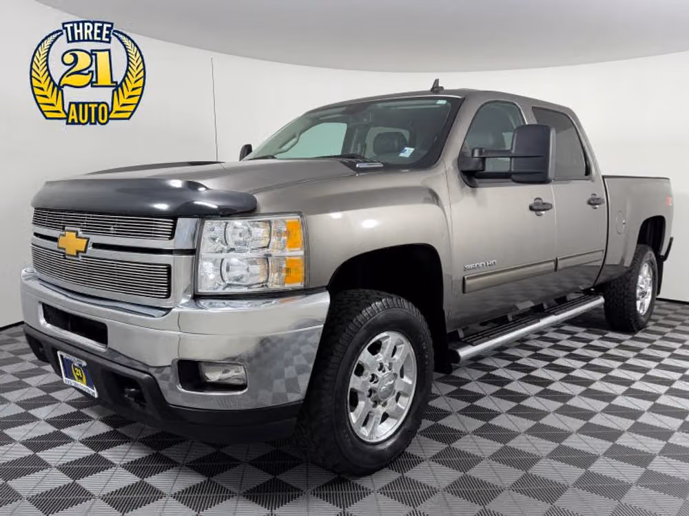 2014 Chevrolet Silverado 3500HD LT Pickup 4D 6 1/2 ft Crew Cab Image 1