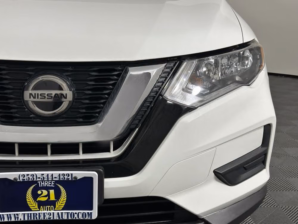 2020 Nissan Rogue SV Crossover Image 5