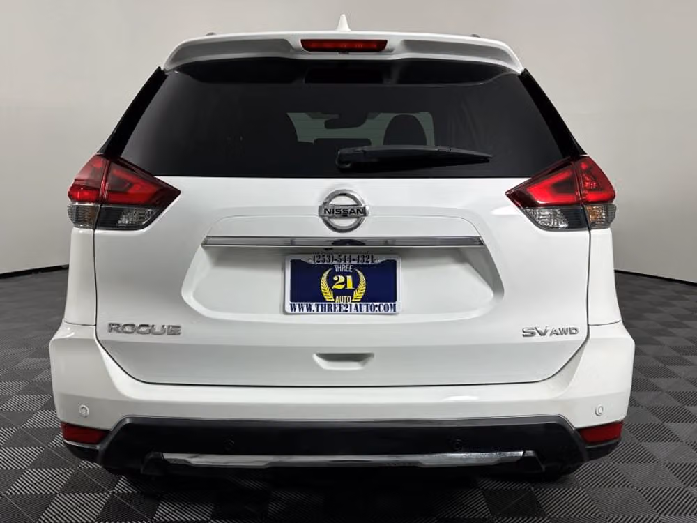 2020 Nissan Rogue SV Crossover Image 9