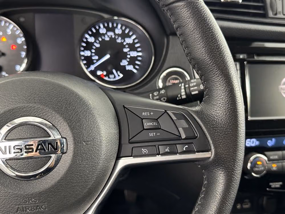 2020 Nissan Rogue SV Crossover Image 25