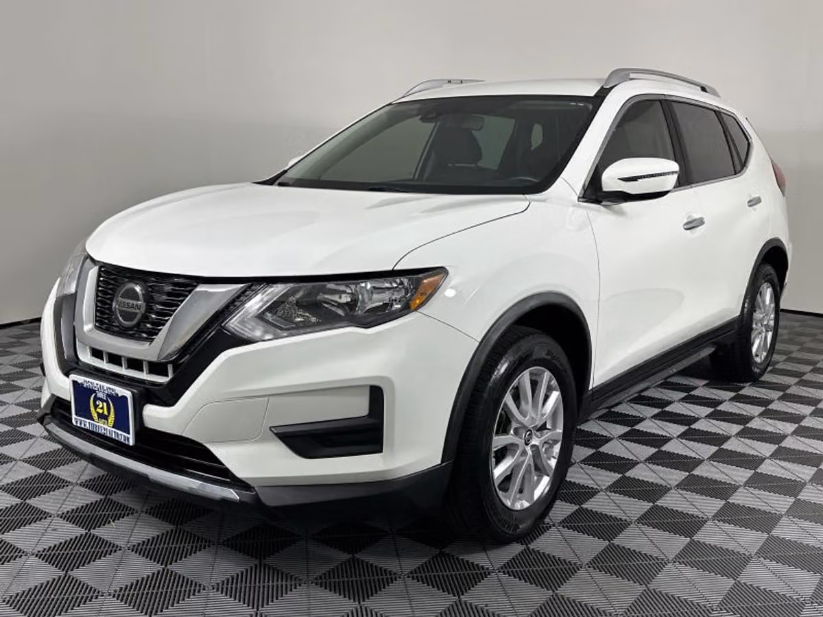 2020 Nissan Rogue SV Crossover Image 6