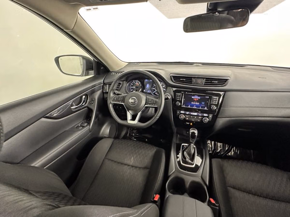 2020 Nissan Rogue SV Crossover Image 20