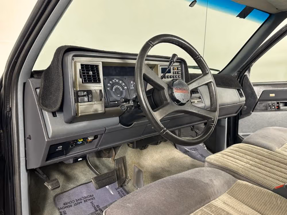 1989 Chevrolet C/K 1500 Series Silverado Regular Cab Image 28