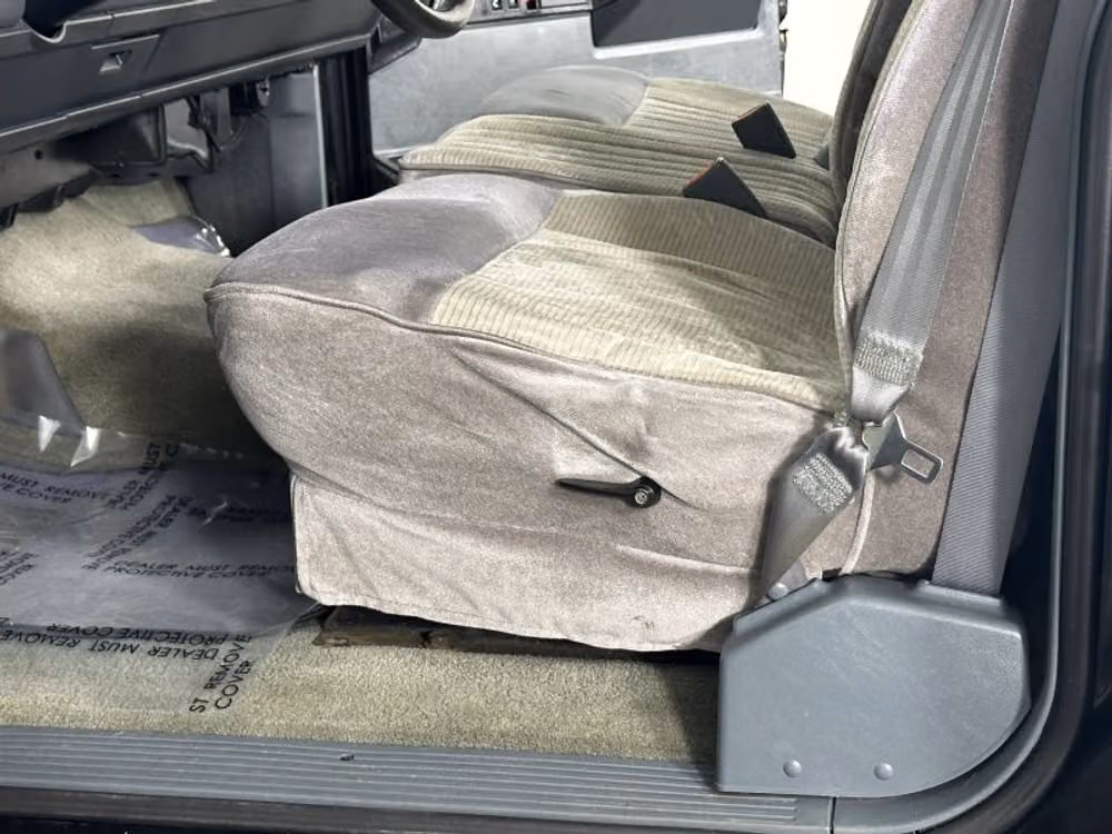 1989 Chevrolet C/K 1500 Series Silverado Regular Cab Image 23