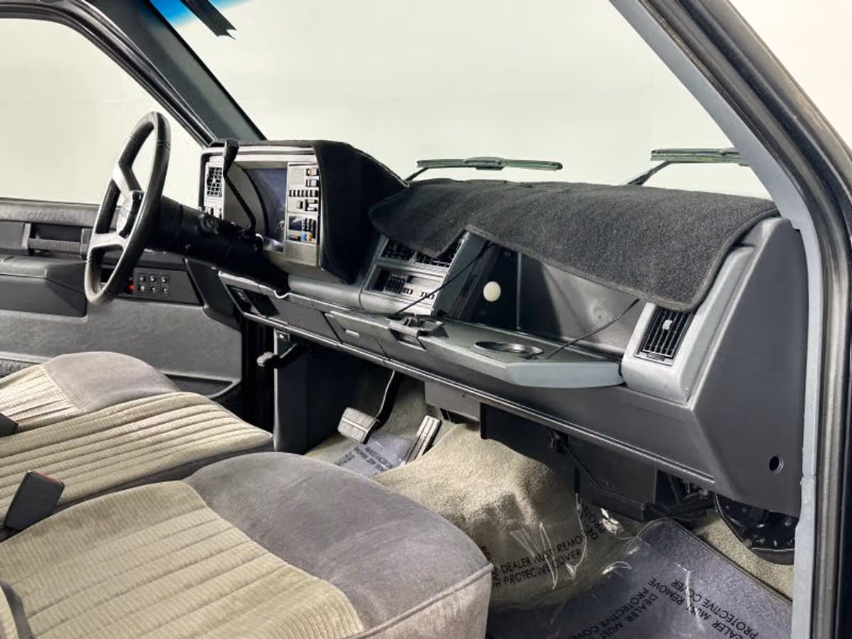 1989 Chevrolet C/K 1500 Series Silverado Regular Cab Image 33