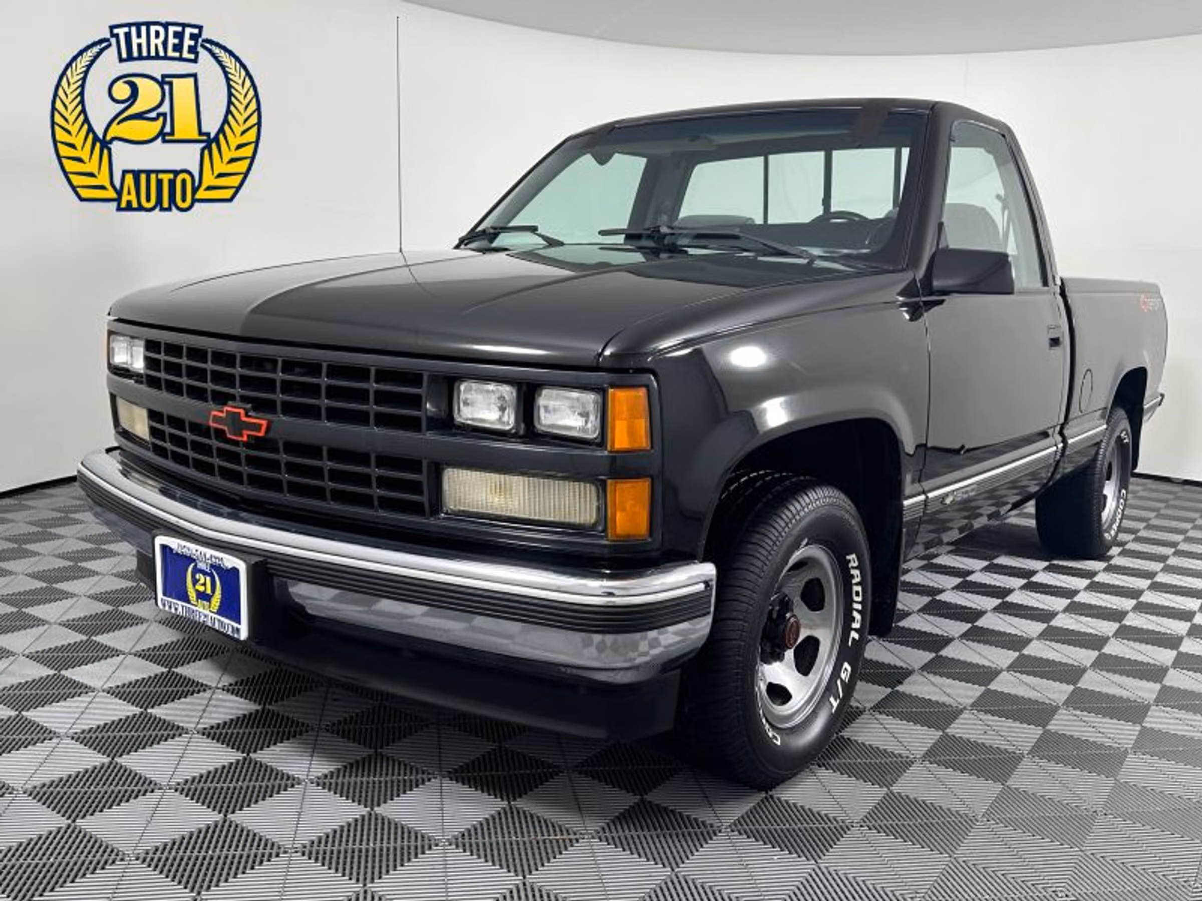 1989 Chevrolet C/K 1500 Series Silverado Regular Cab Image 1