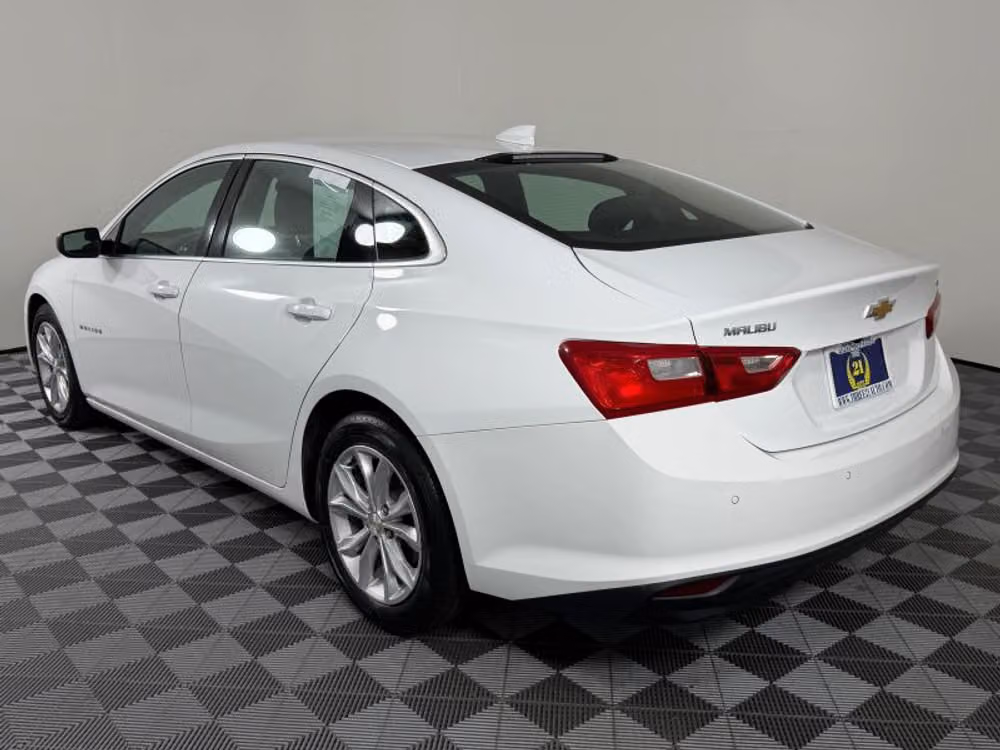 2024 Chevrolet Malibu LT Image 13