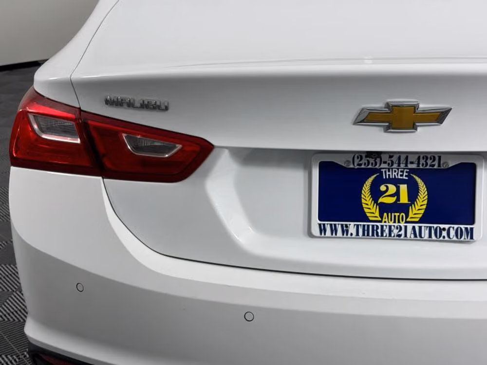 2024 Chevrolet Malibu LT Image 11