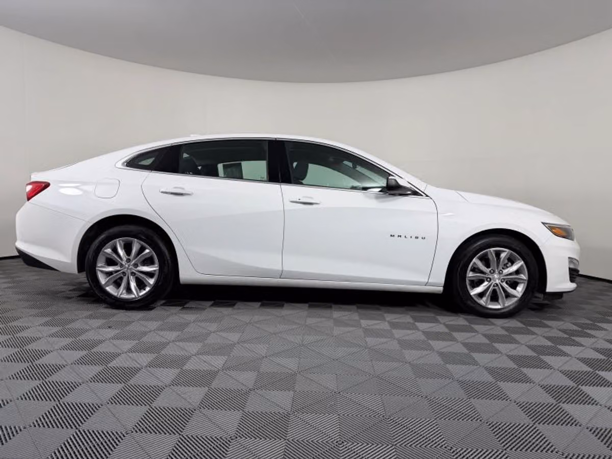 2024 Chevrolet Malibu LT Image 7