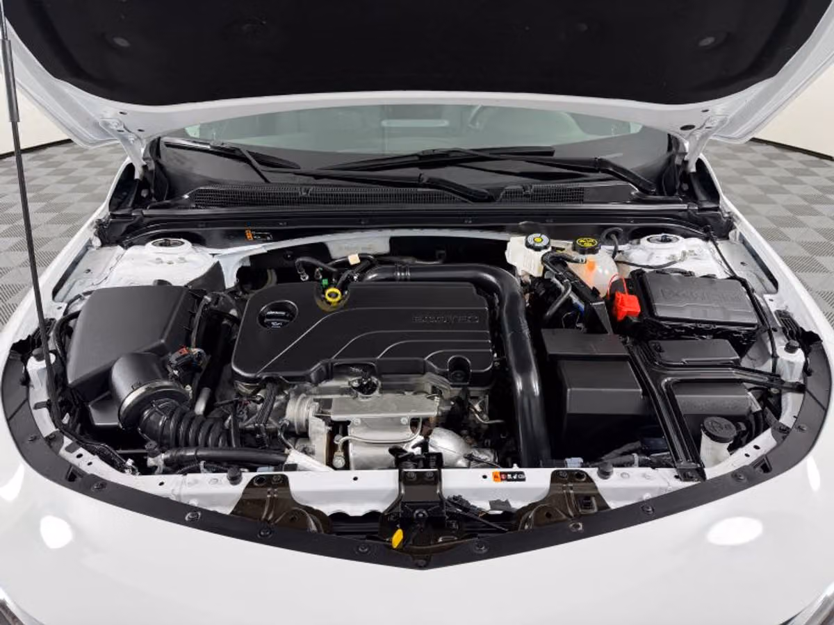 2024 Chevrolet Malibu LT Image 18