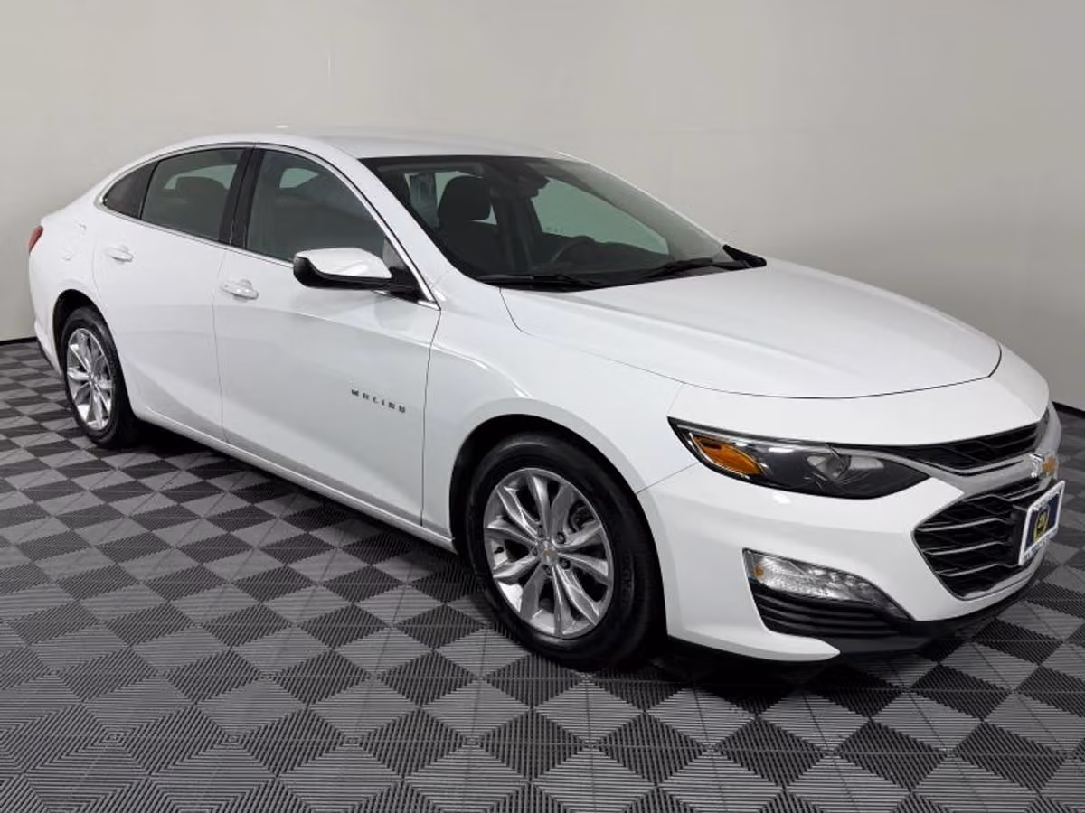 2024 Chevrolet Malibu LT Image 6
