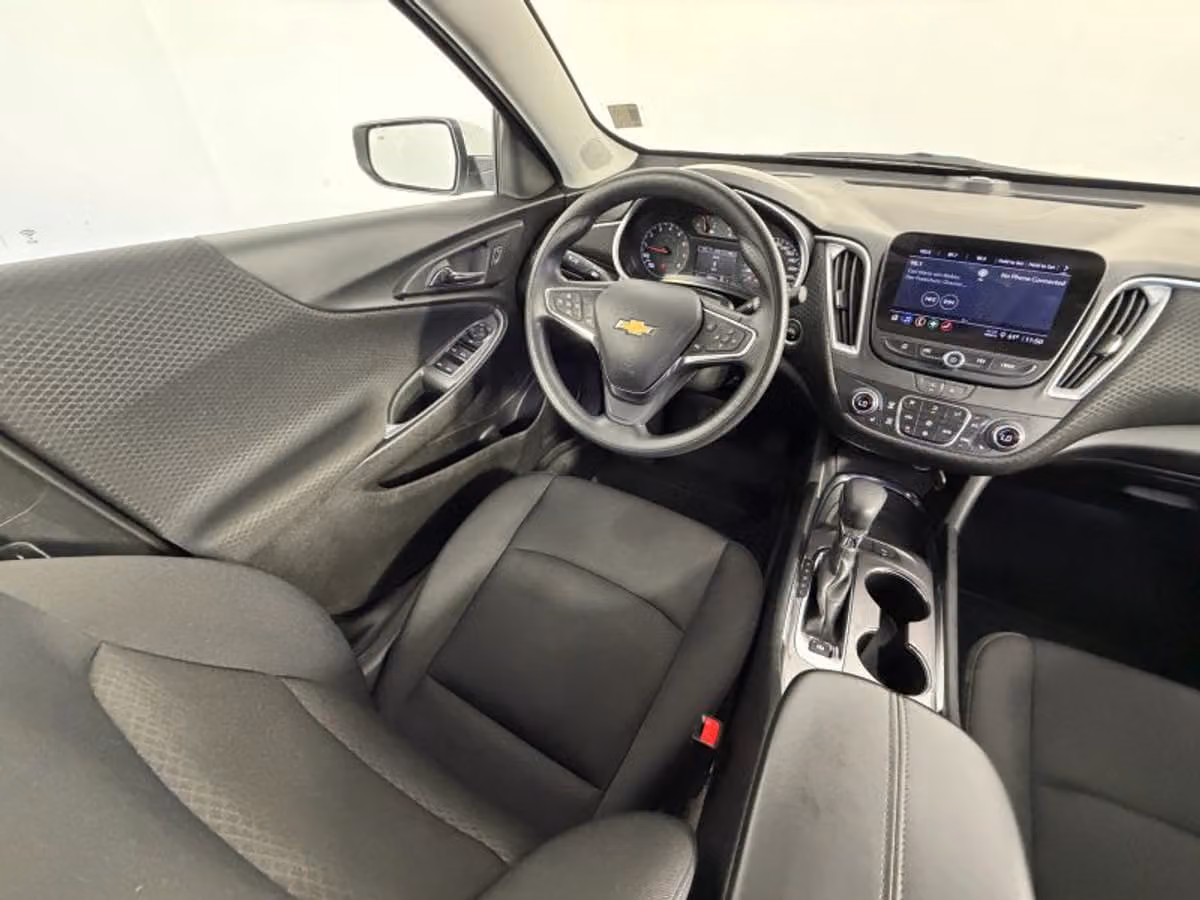2024 Chevrolet Malibu LT Image 29