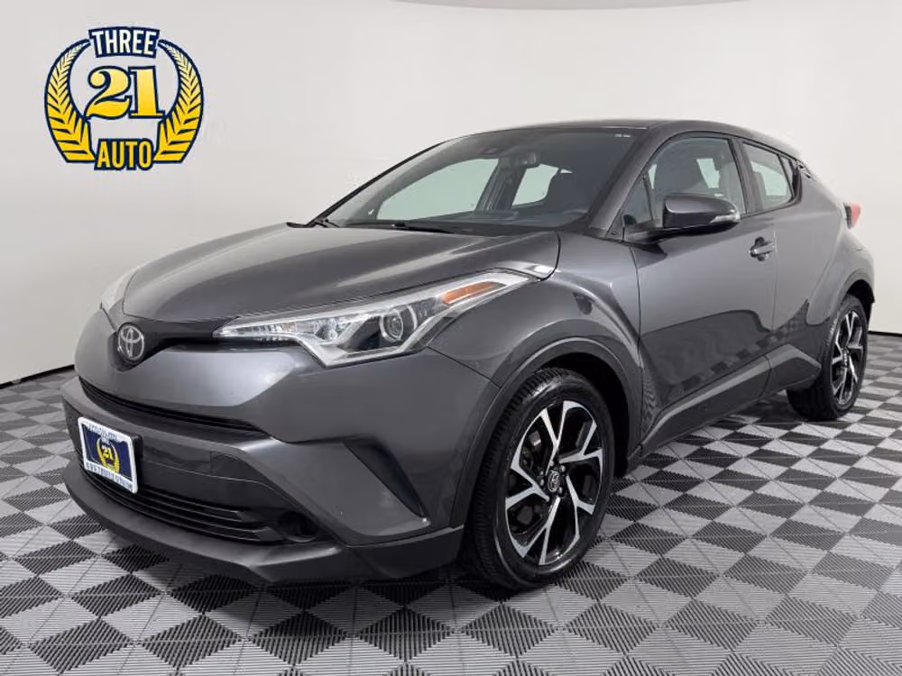 2018 Toyota C-HR XLE Crossover Image 1