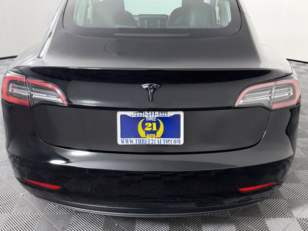 2019 Tesla Model 3 Standard Range Plus Image 7