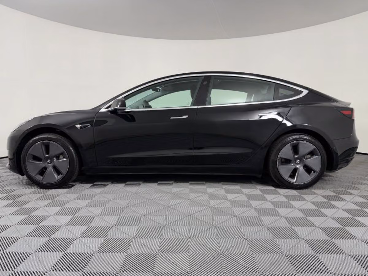 2019 Tesla Model 3 Standard Range Plus Image 5