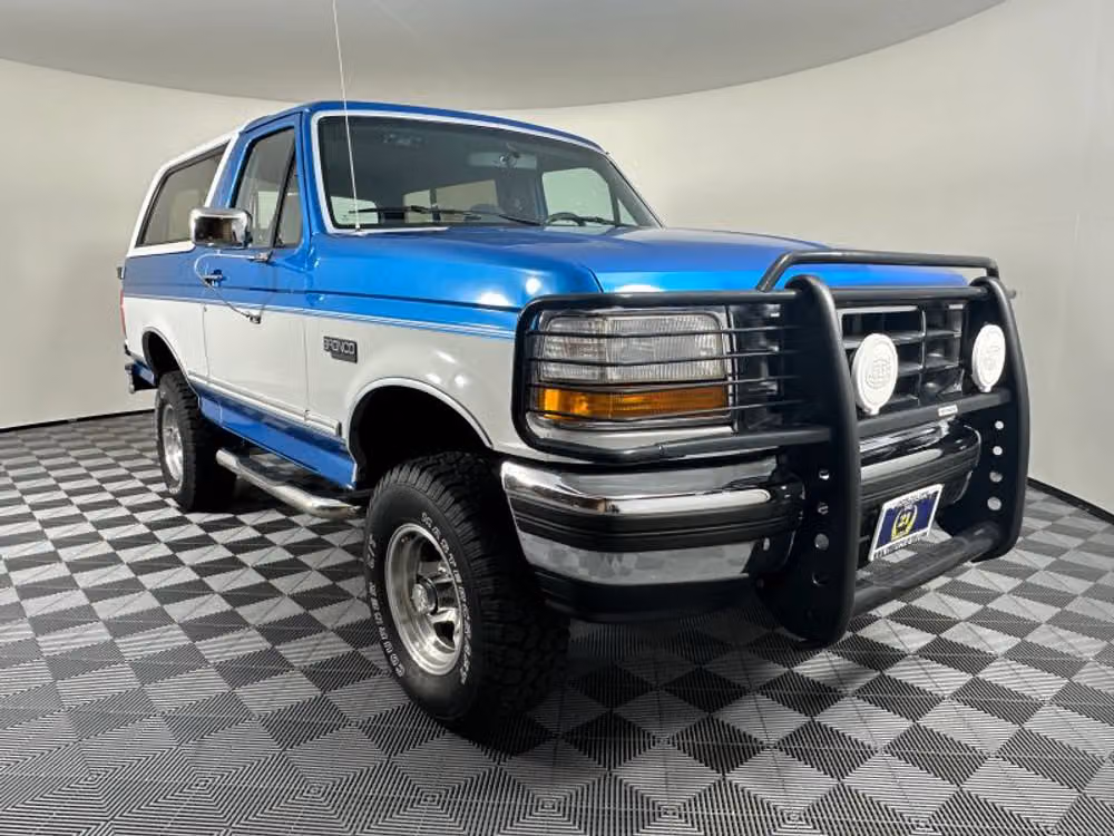 1994 Ford Bronco Sport Utility 2D Image 7