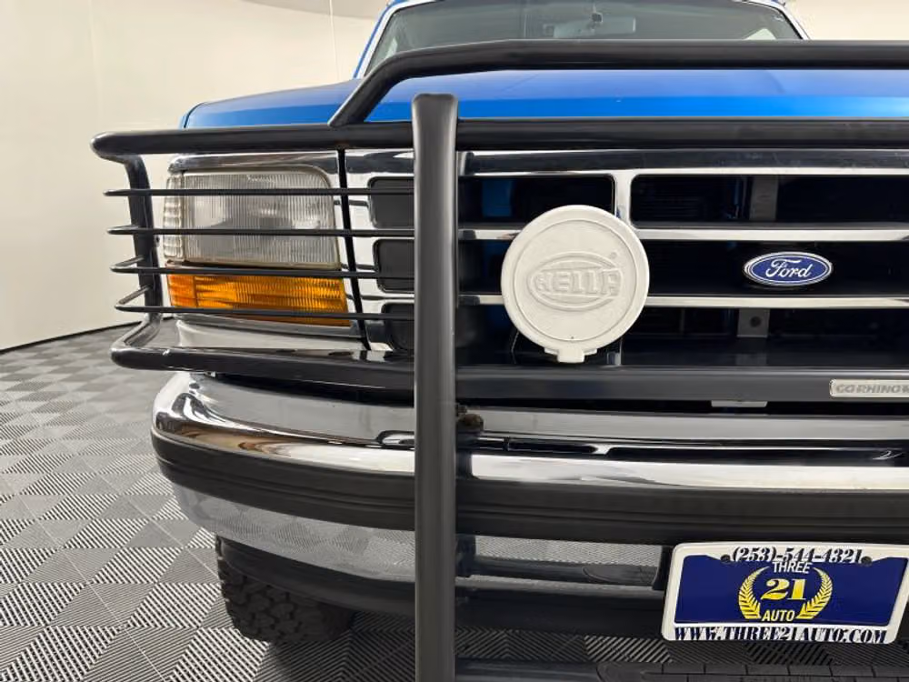 1994 Ford Bronco Sport Utility 2D Image 5