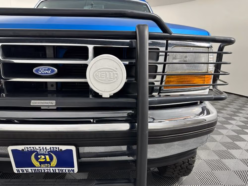 1994 Ford Bronco Sport Utility 2D Image 6