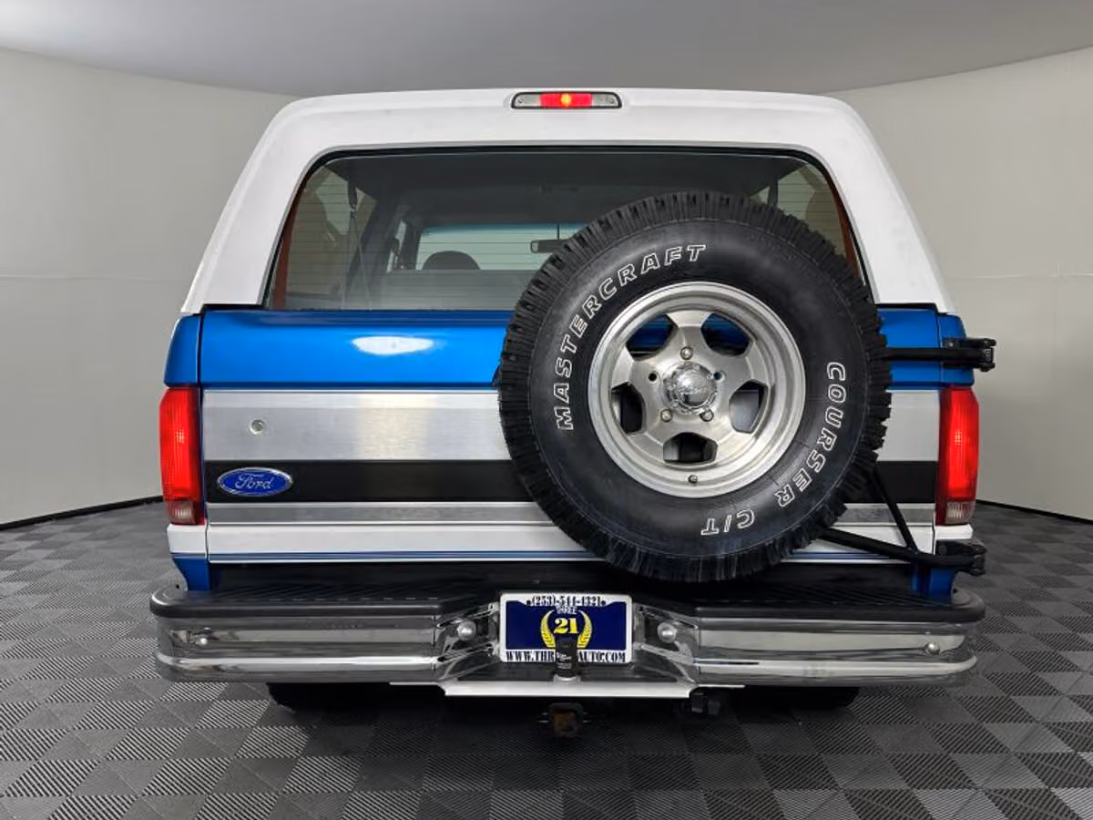 1994 Ford Bronco Sport Utility 2D Image 10