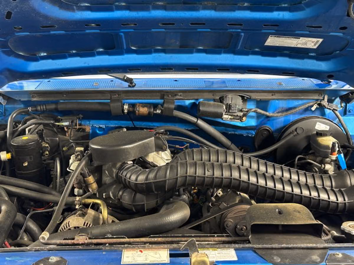 1994 Ford Bronco Sport Utility 2D Image 19