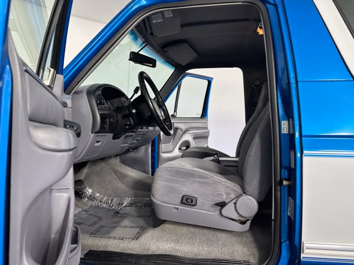 1994 Ford Bronco Sport Utility 2D Image 20