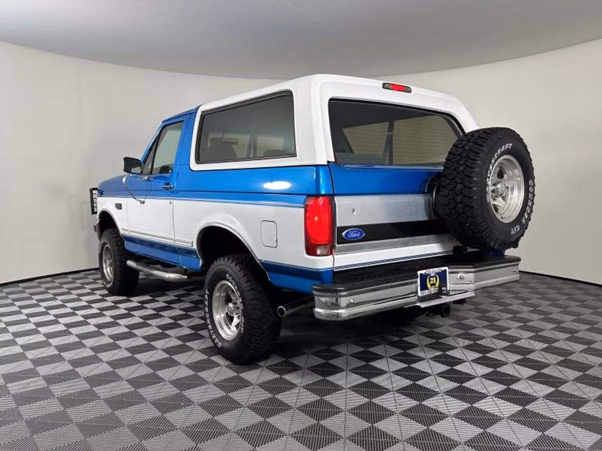 1994 Ford Bronco Sport Utility 2D Image 13