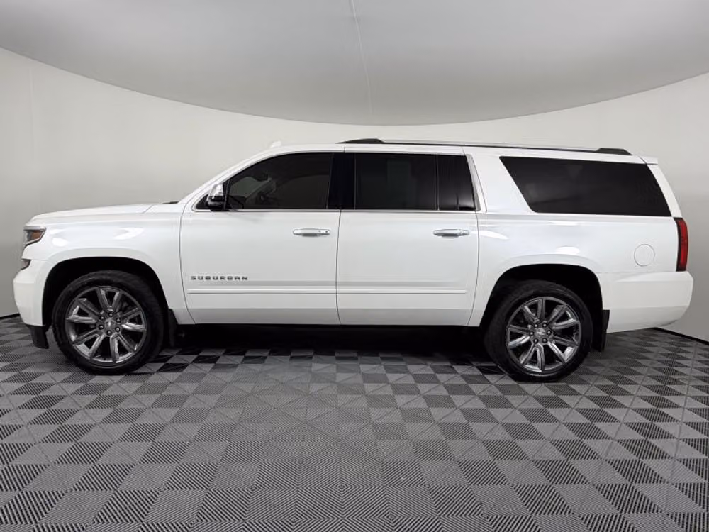 2018 Chevrolet Suburban Premier Image 7
