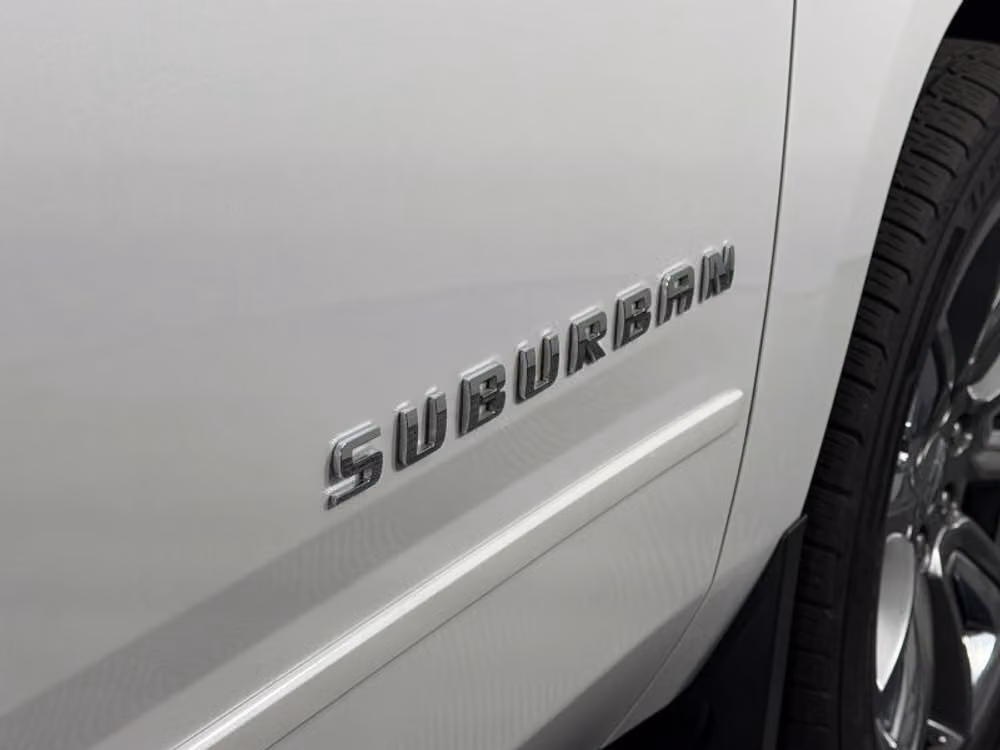 2018 Chevrolet Suburban Premier Image 17
