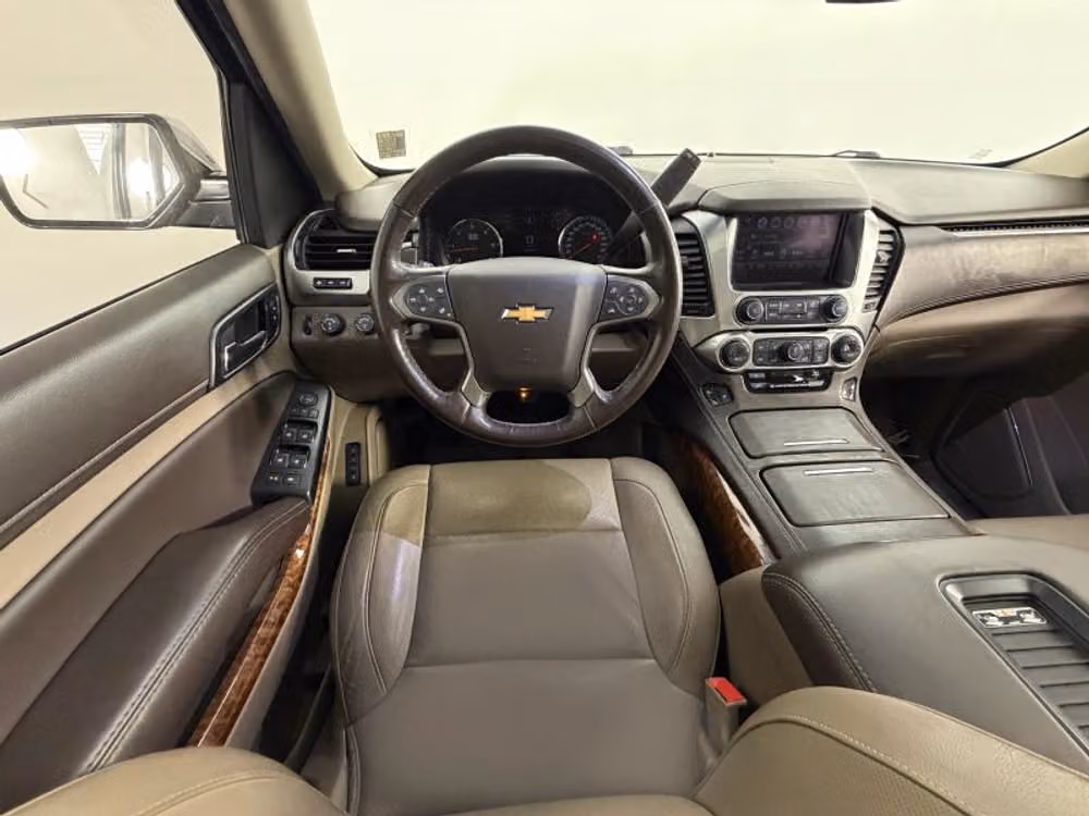 2018 Chevrolet Suburban Premier Image 24