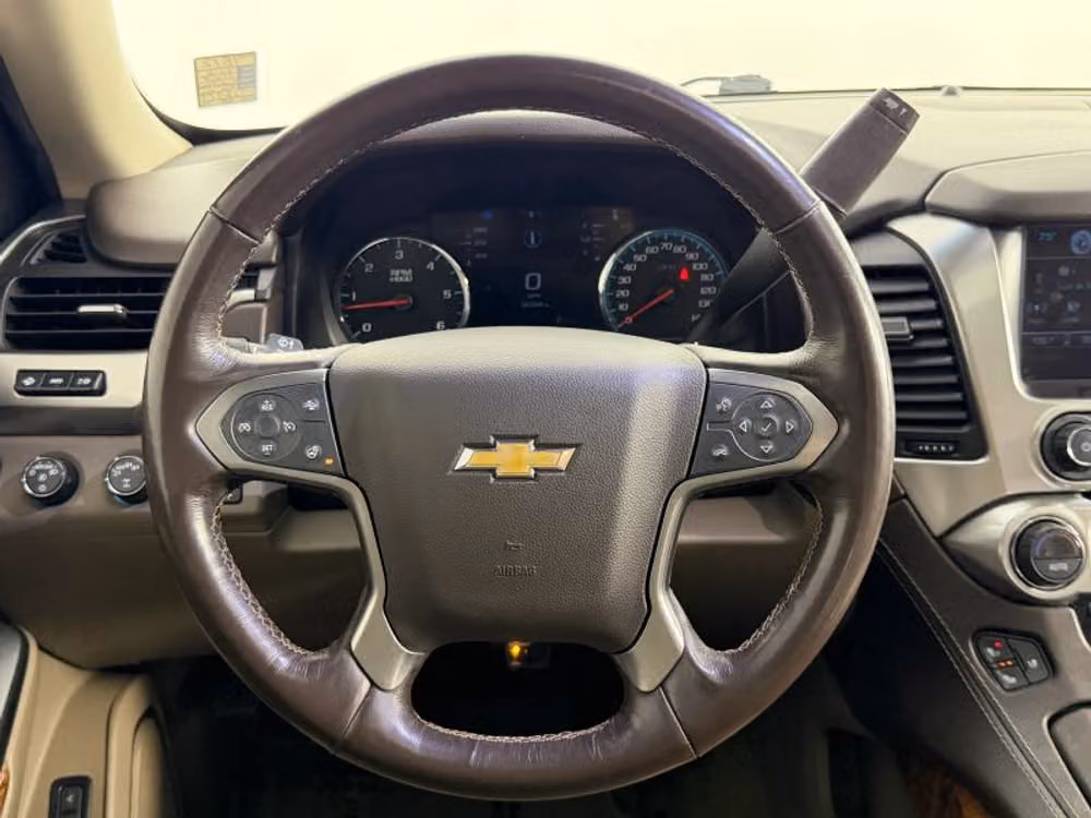 2018 Chevrolet Suburban Premier Image 25