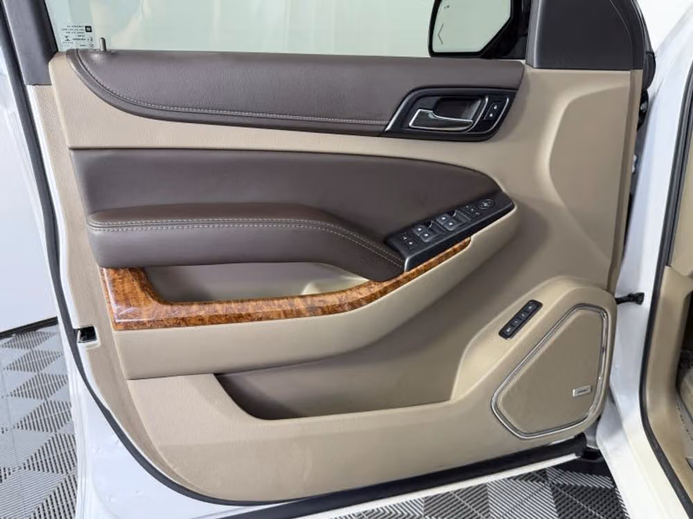 2018 Chevrolet Suburban Premier Image 35