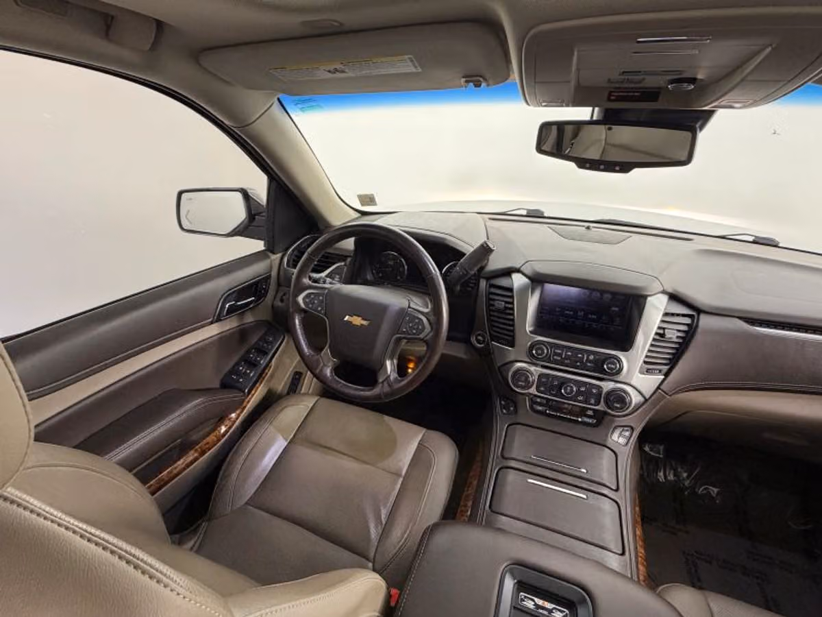 2018 Chevrolet Suburban Premier Image 22