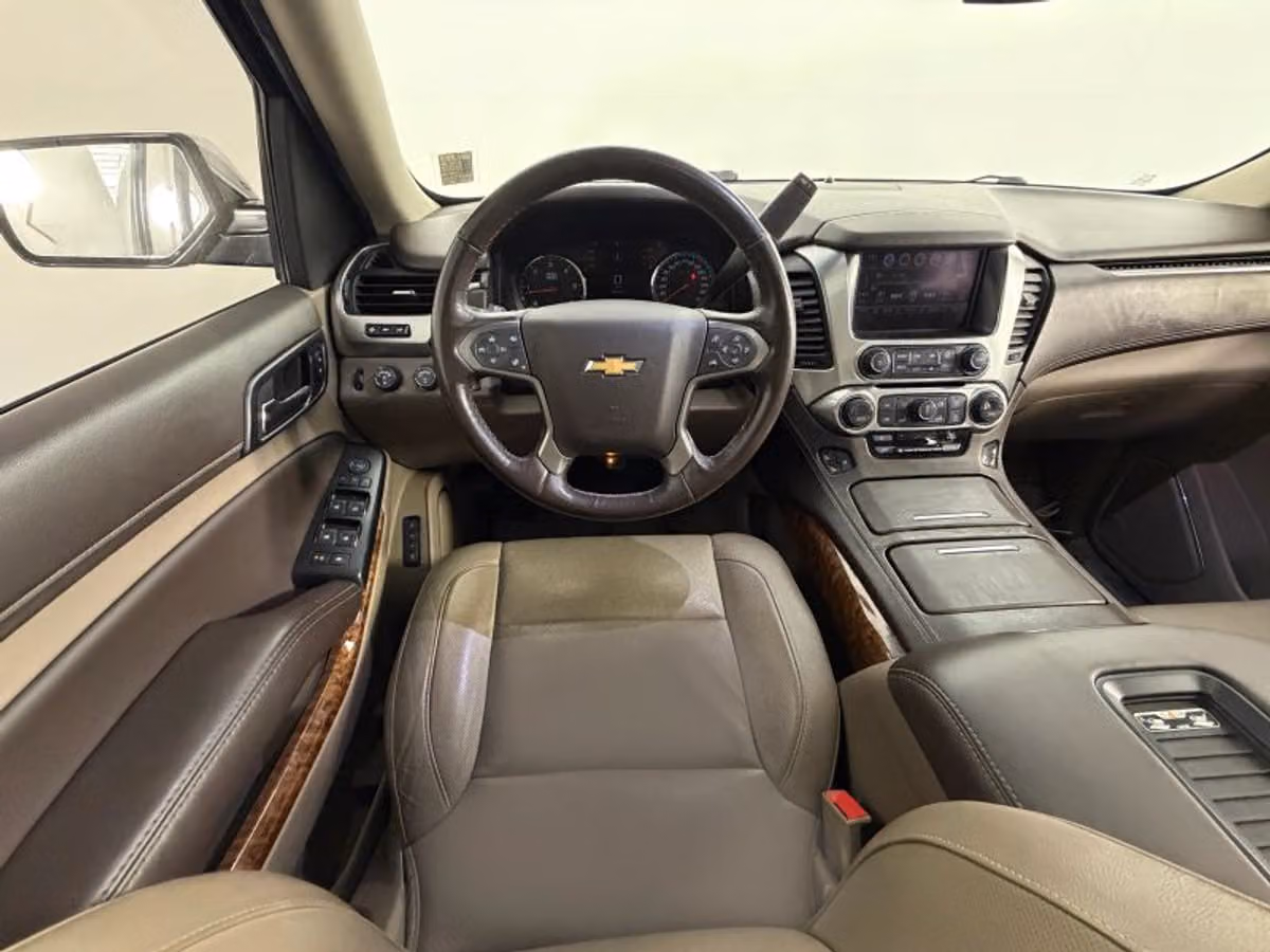 2018 Chevrolet Suburban Premier Image 24