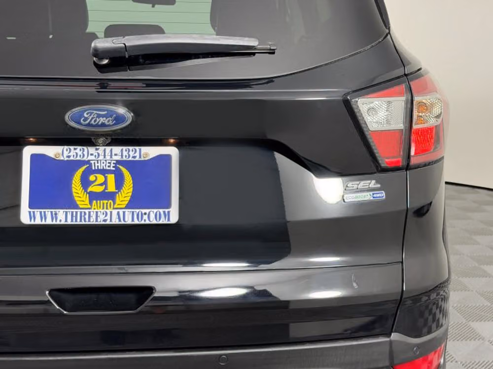2018 Ford Escape SEL Image 11