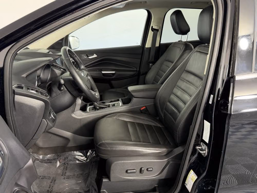 2018 Ford Escape SEL Image 29