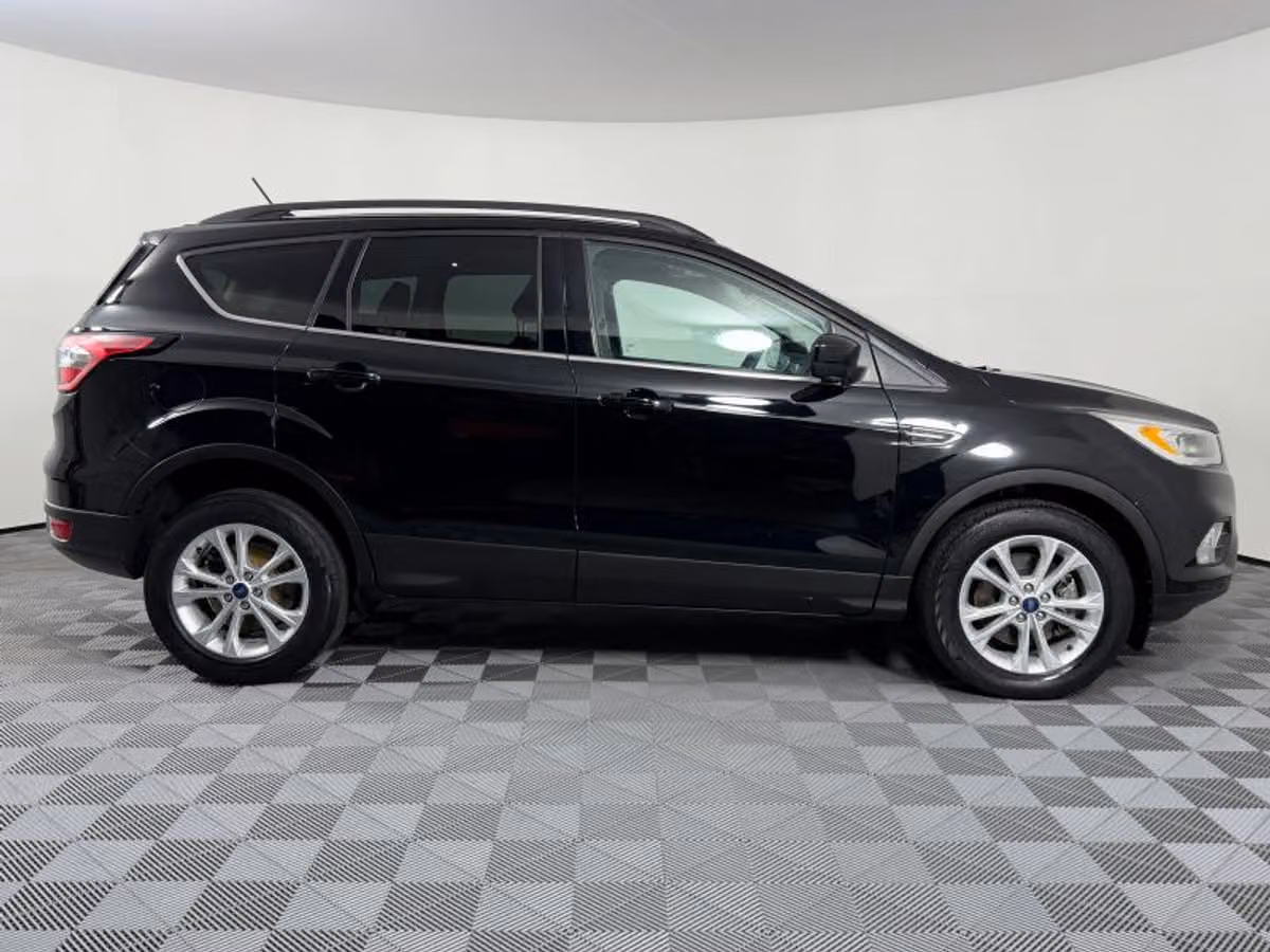 2018 Ford Escape SEL Image 7