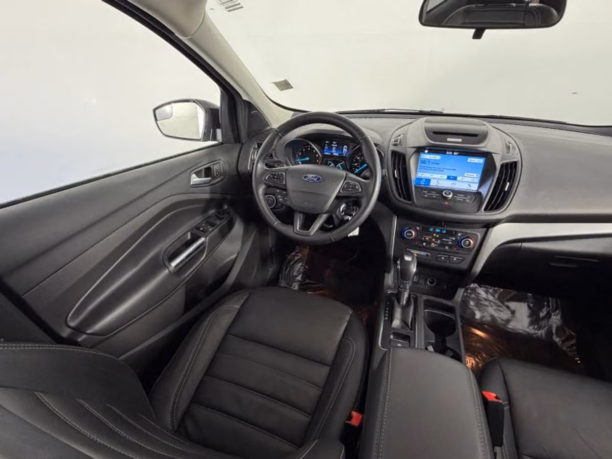 2018 Ford Escape SEL Image 19