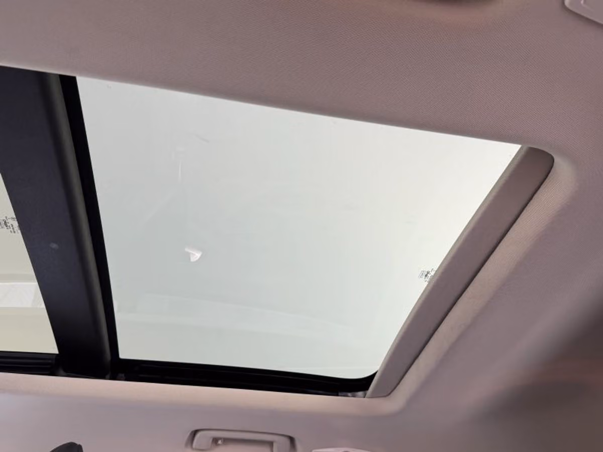 2018 Ford Escape SEL Image 38
