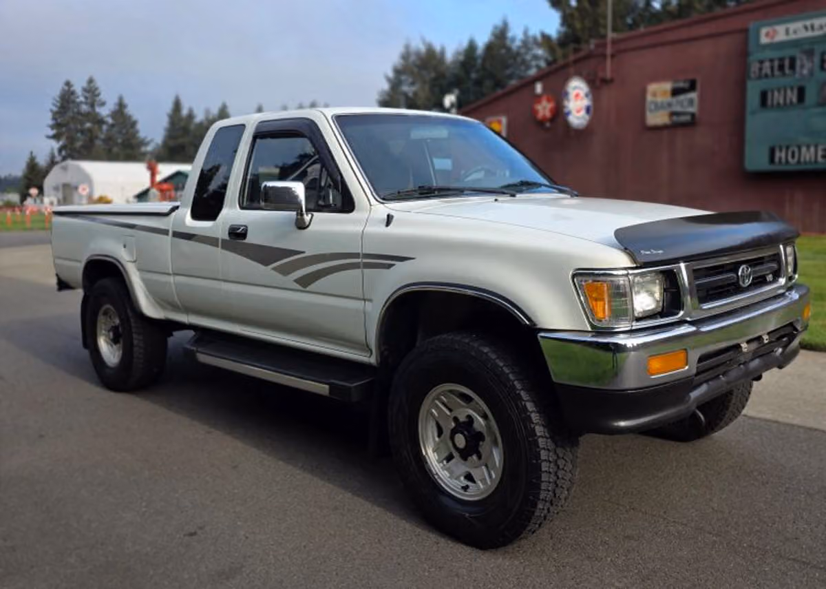 1992 Toyota Pickup SR5 Extended Cab Image 7