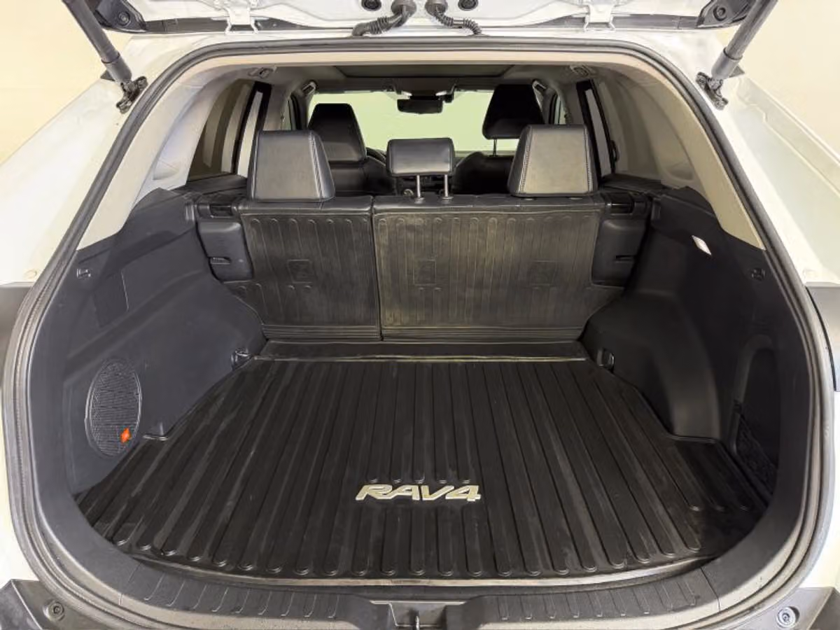 2024 Toyota RAV4 Hybrid Limited Image 16
