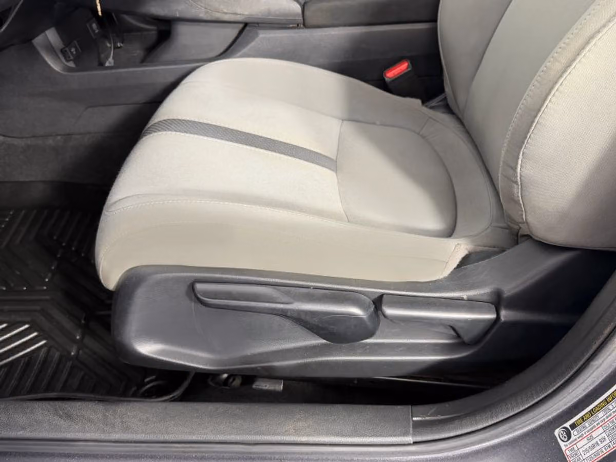 2019 Honda Civic LX Image 33