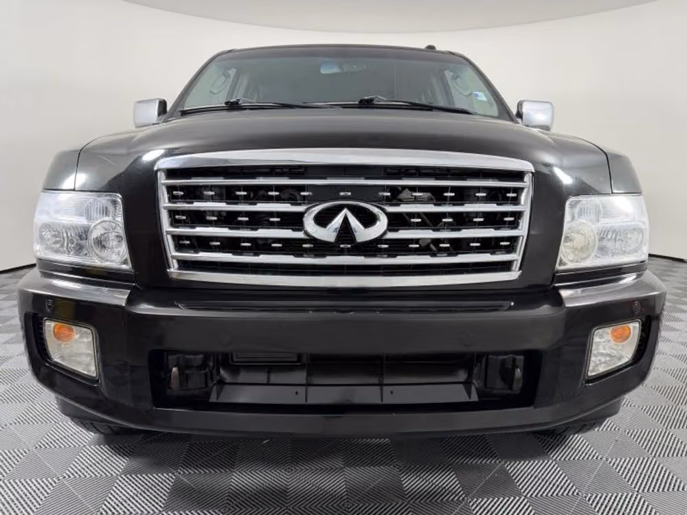 2009 INFINITI QX56 Base Image 3
