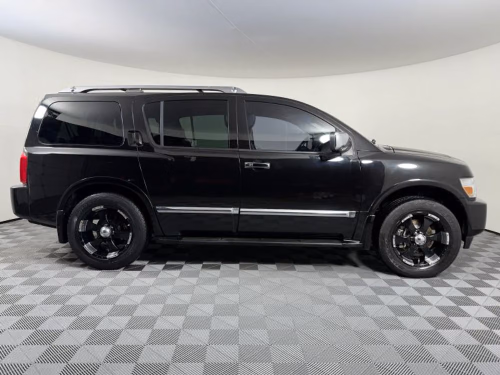 2009 INFINITI QX56 Base Image 7