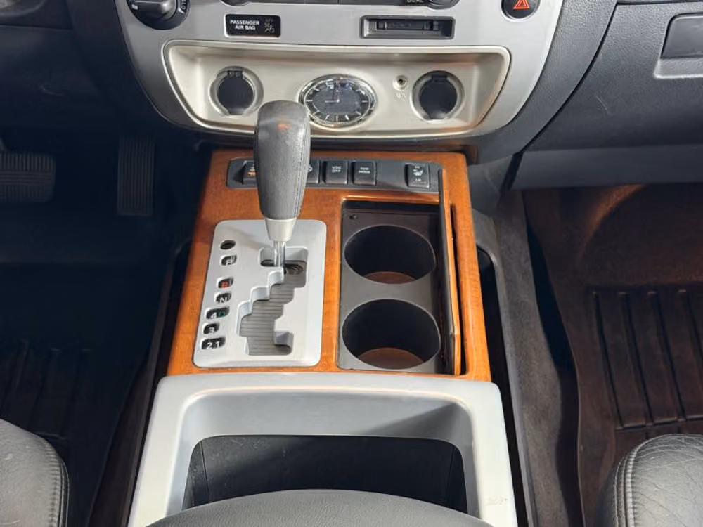 2009 INFINITI QX56 Base Image 27