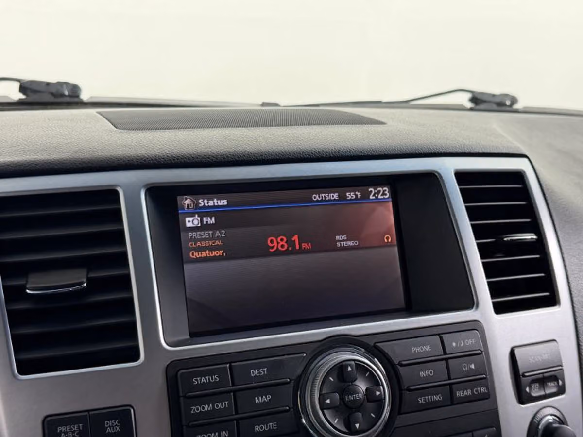 2009 INFINITI QX56 Base Image 39