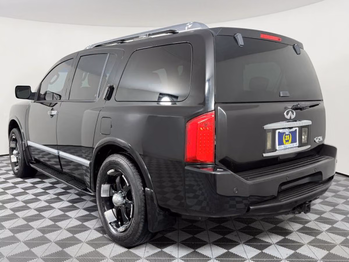 2009 INFINITI QX56 Base Image 13