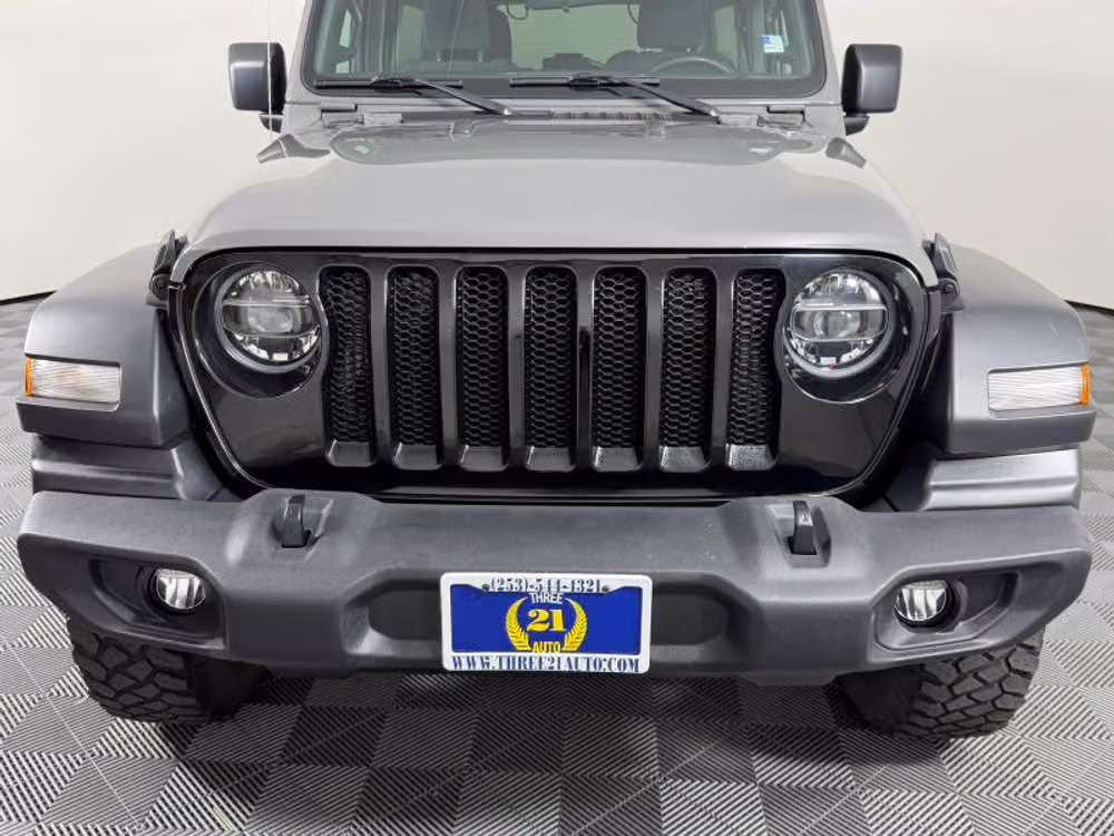 2020 Jeep Wrangler Unlimited Willys Image 3